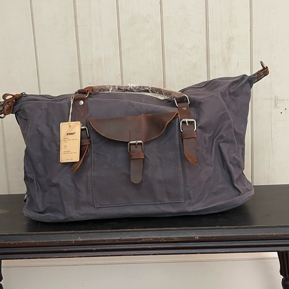 Gray Cavas/Leather Weekend BAG with leather handles&removable/adjustable strap. - Picture 1 of 12